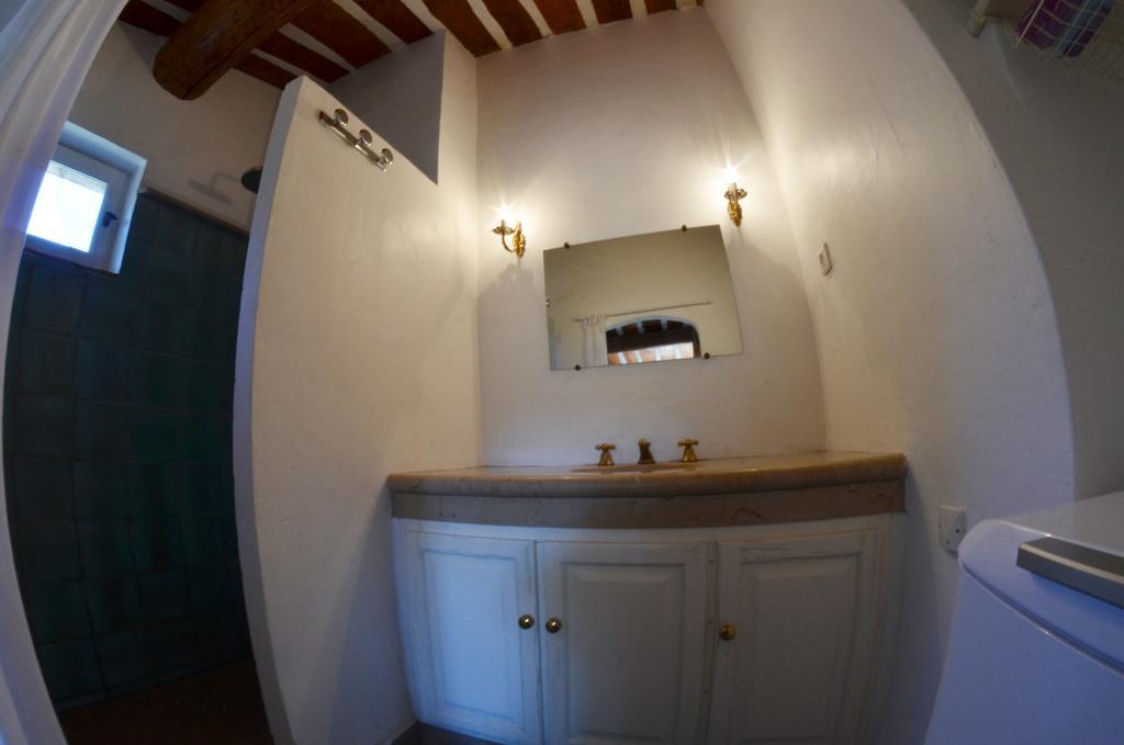 Appartements Du Jas De Clare La Cadiere-d'Azur Exteriör bild